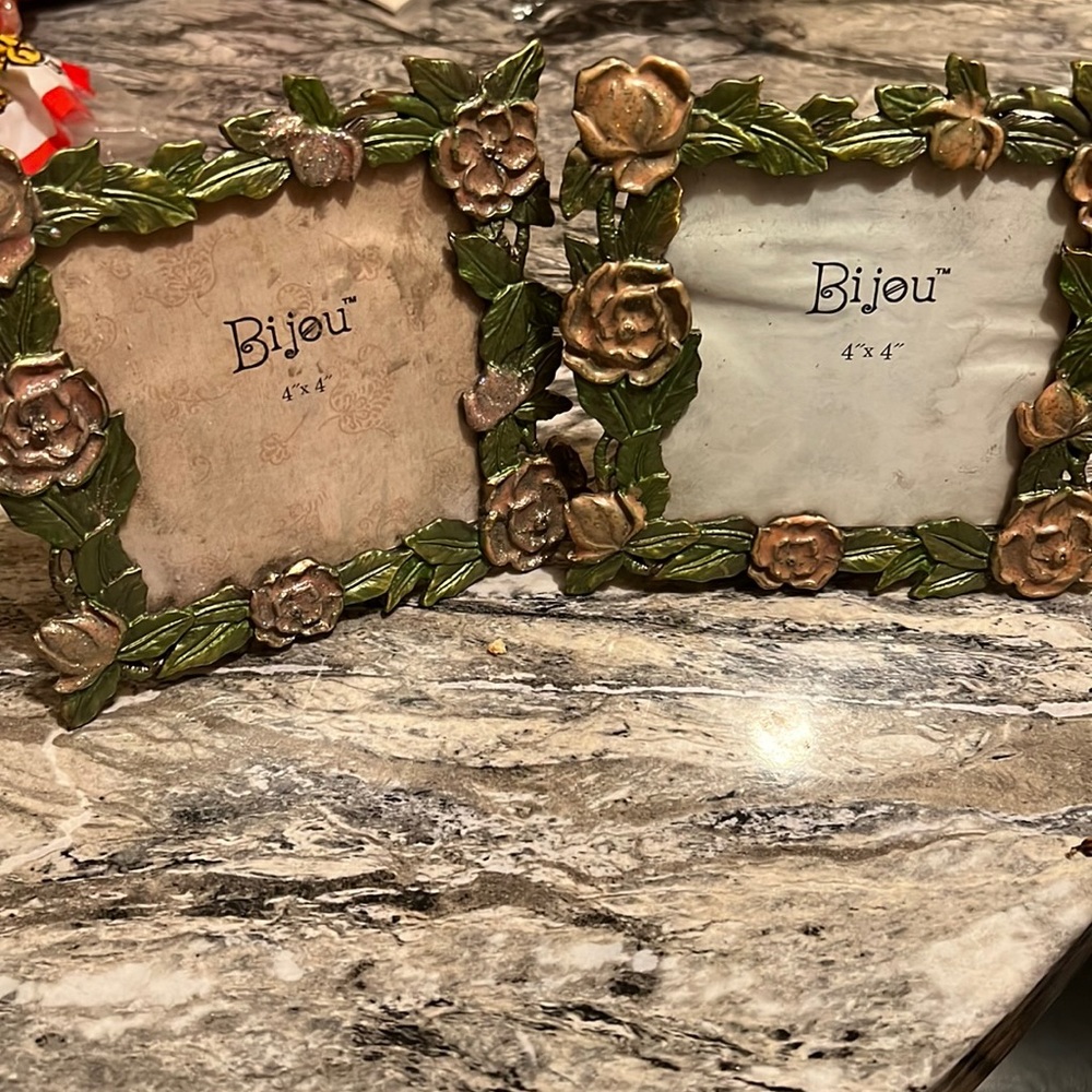 2 Bijou Metal Picture Frames